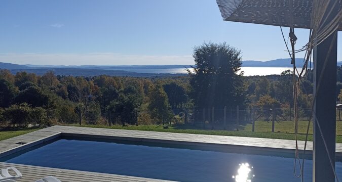 CASA CON VISTA AL LAGO Y AL VOLCAN $430.000.000